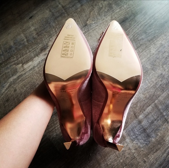 🚫SOLD🚫NEW TED BAKER JEWELED VELVET PUMPS - Picture 8 of 8